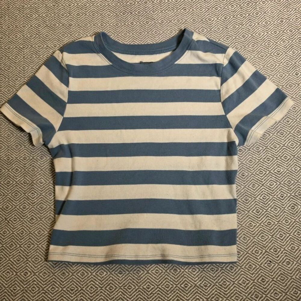 No Boundaries Juniors Striped Short Sleeve T-Shirt, Size M